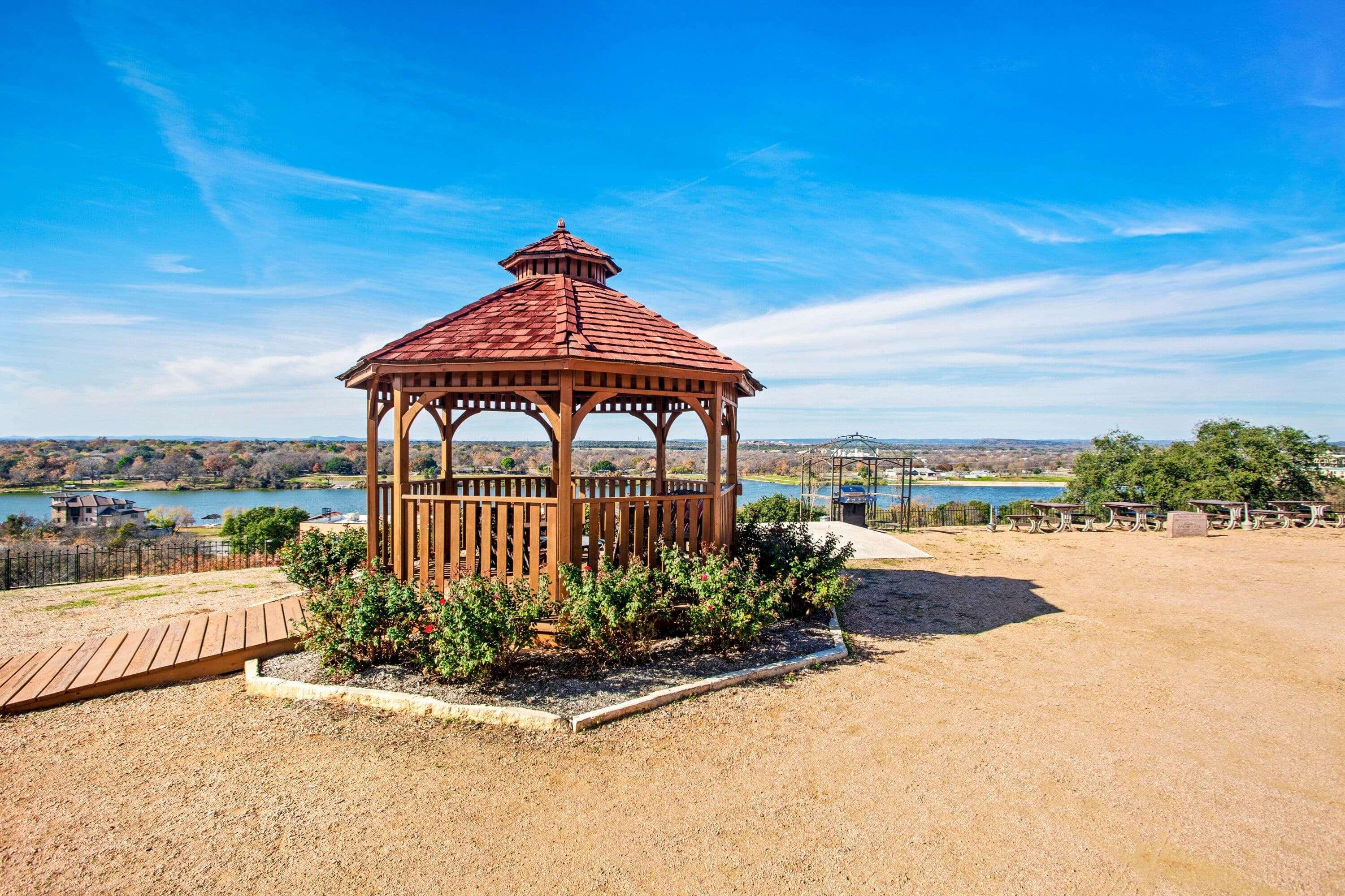 La Quinta By Wyndham Marble Falls Hotel Exterior photo