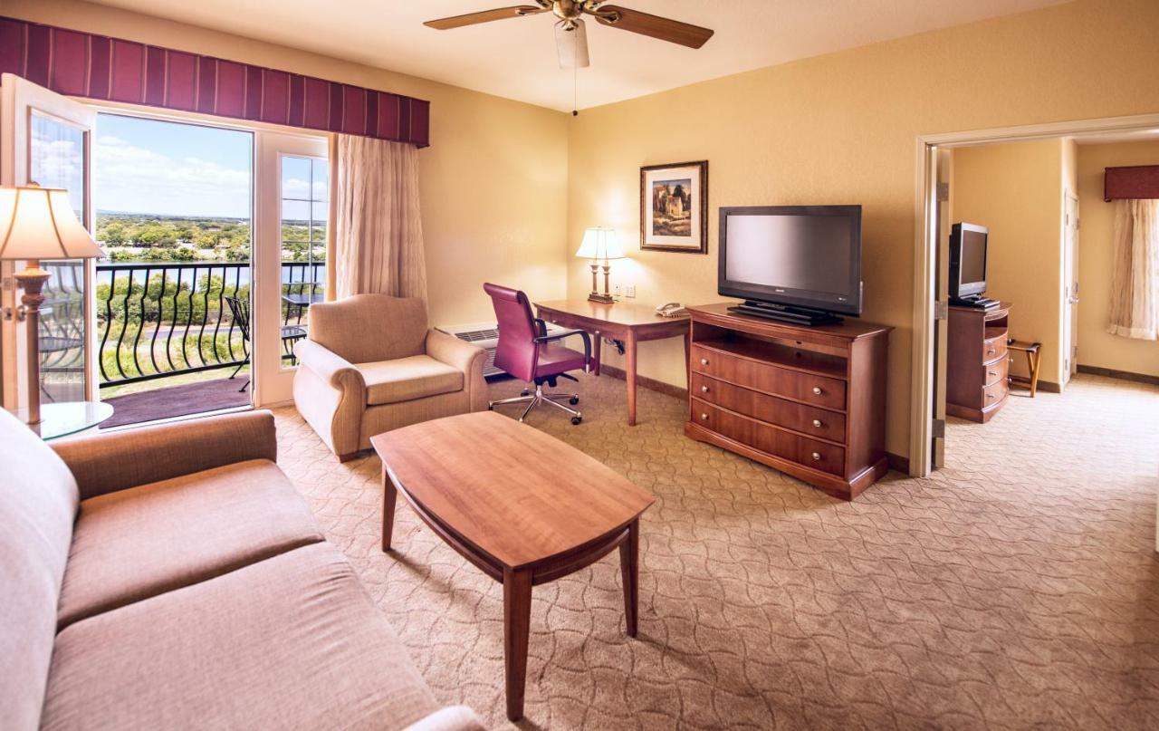 La Quinta By Wyndham Marble Falls Exterior photo